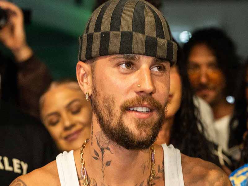 آهنگ انگلیسی OH MAN از Justin Bieber به همراه متن و ترجمه مجزا