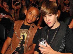 آهنگ انگلیسی Happy New Year از Justin Bieber و Jadan Smith به همراه متن و ترجمه مجزا